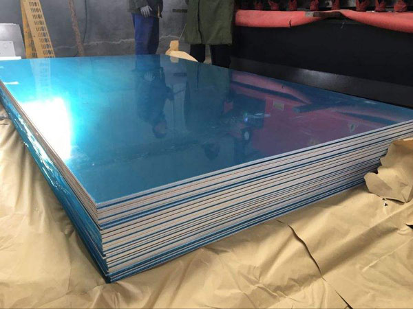 ��Ĥ����